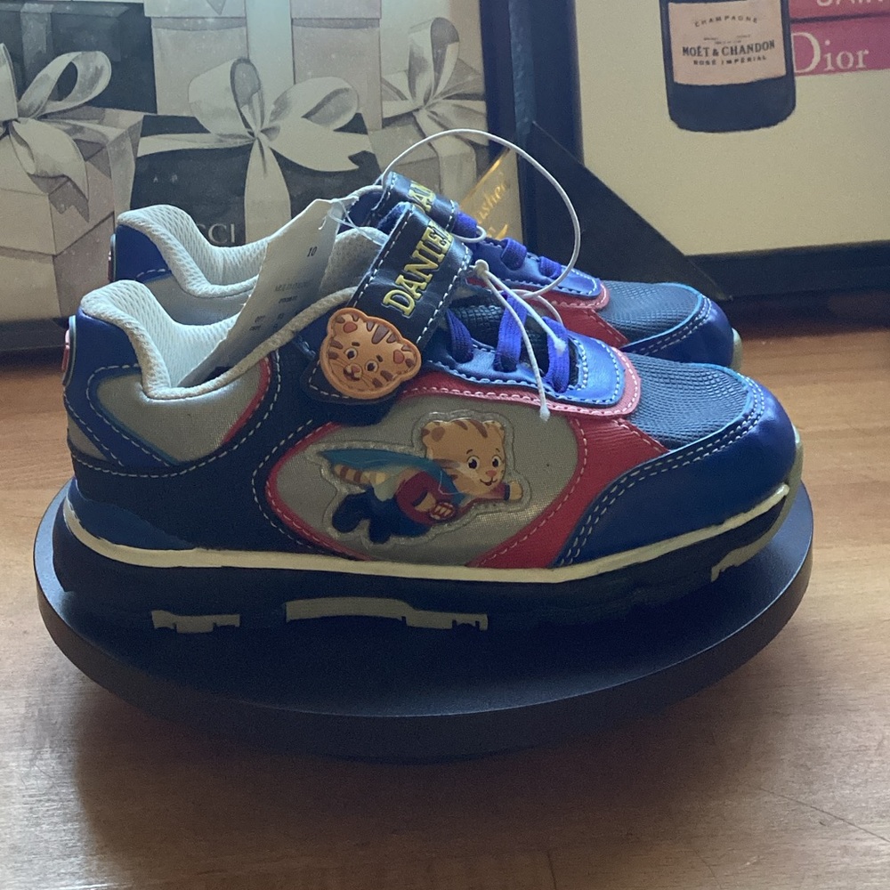 Daniel Tiger Kids Shoes - Blue and Red size 10